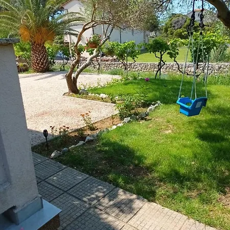 Apartmani Luka Banjol Exterior photo