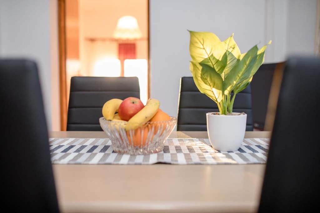 Luka Apartment *